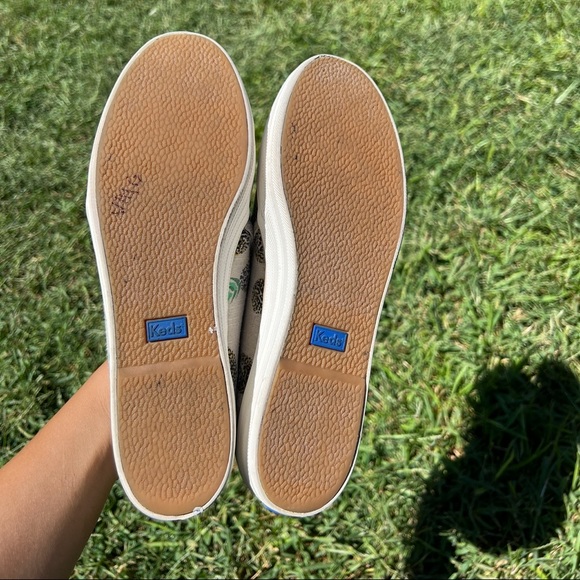 Keds Triple Decker Shoe Women’s 8.5 Tan Canvas Pineapple Animal Platform - Picture 4 of 6